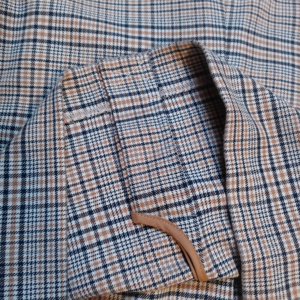 J. Jill Plaid Blazer in Tan and Black - Picture 12 of 16